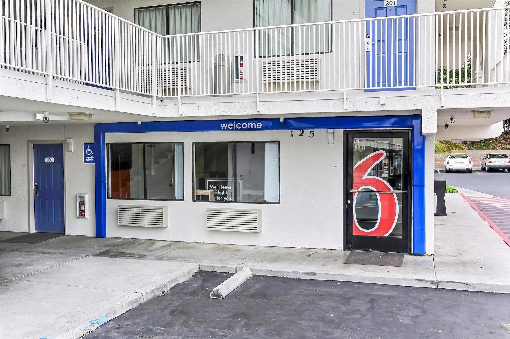 Motel 6-Watsonville, Ca - Monterey Area Exteriör bild