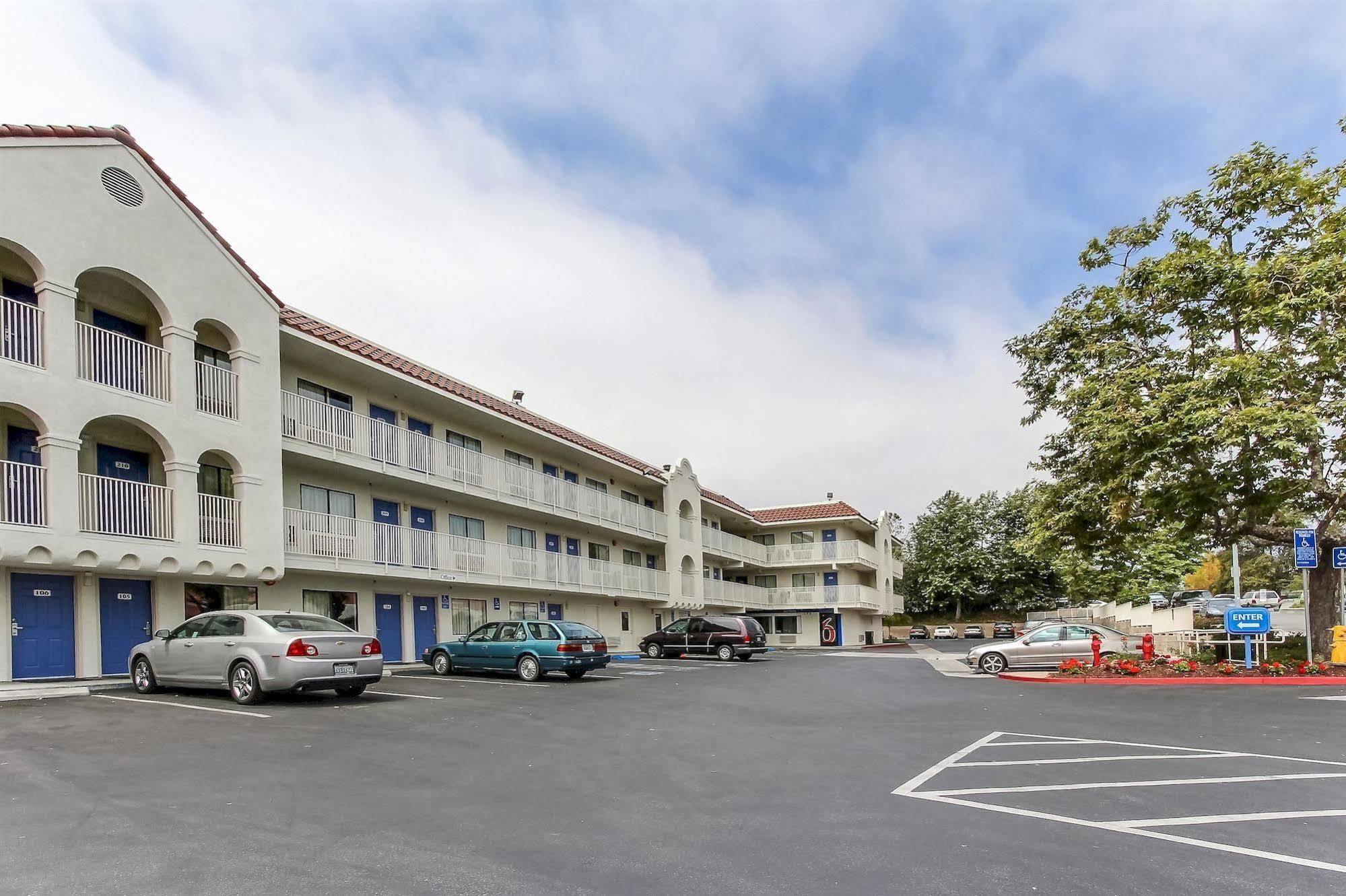 Motel 6-Watsonville, Ca - Monterey Area Exteriör bild