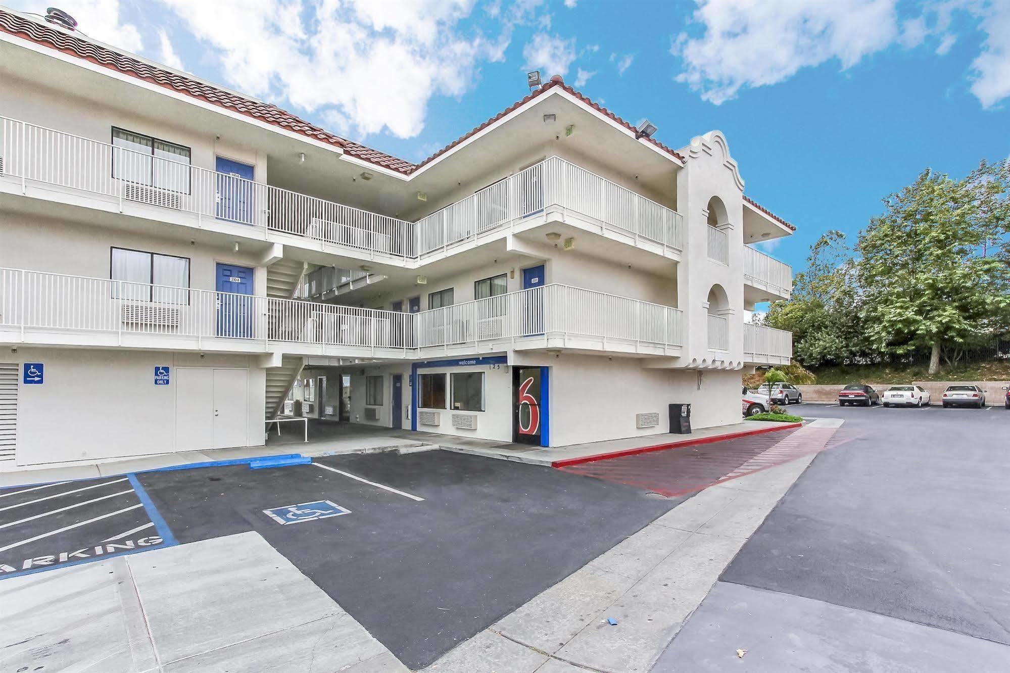 Motel 6-Watsonville, Ca - Monterey Area Exteriör bild