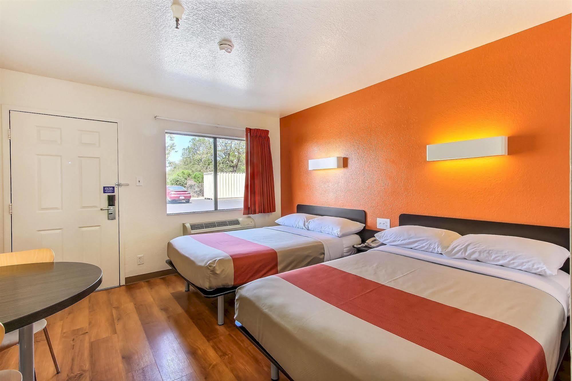 Motel 6-Watsonville, Ca - Monterey Area Exteriör bild